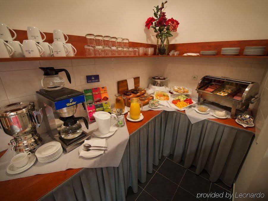 เรสซิเดนซ์ เอมมี ปราก Hotel ภายนอก รูปภาพ