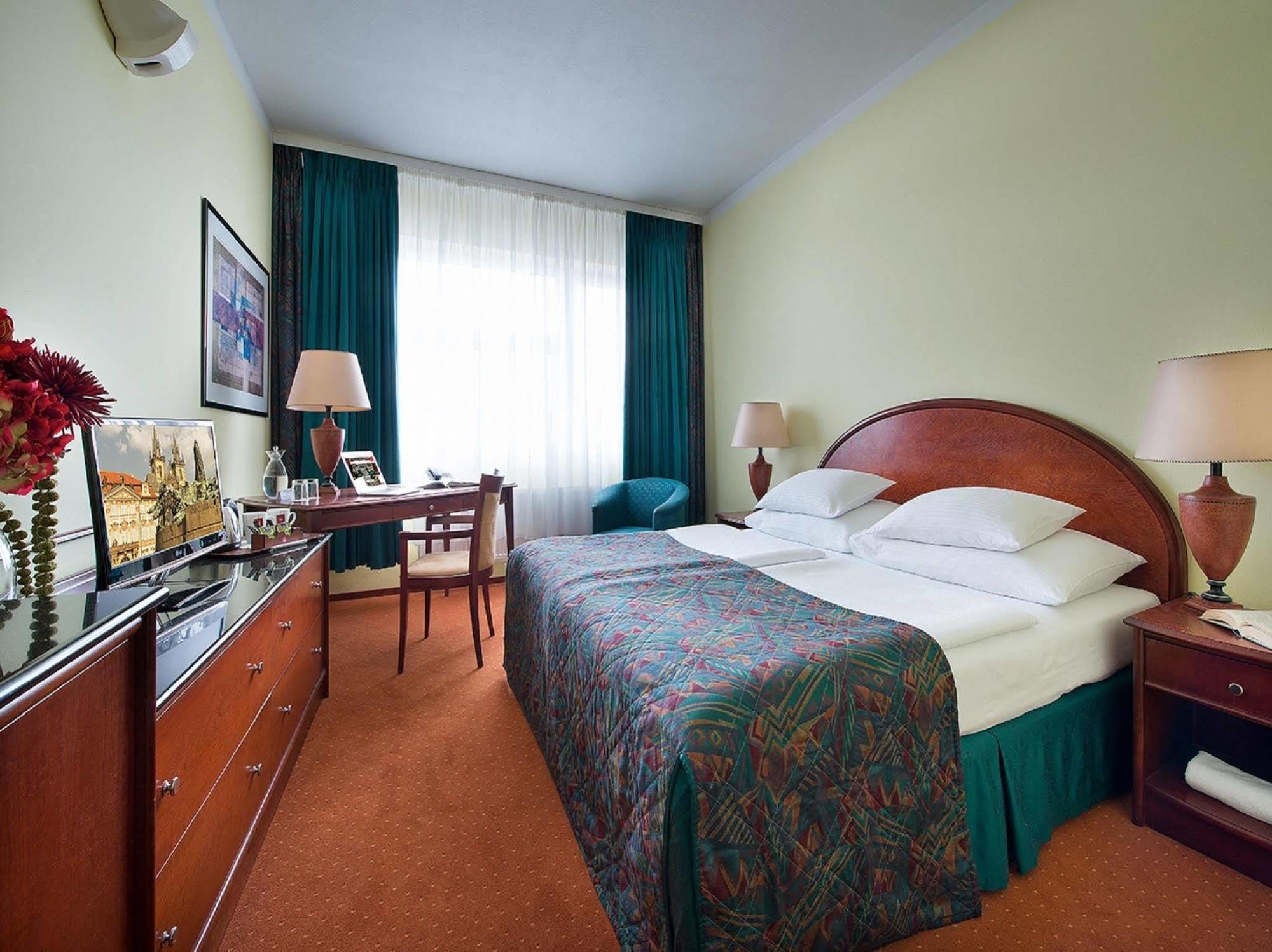 เรสซิเดนซ์ เอมมี ปราก Hotel ภายนอก รูปภาพ